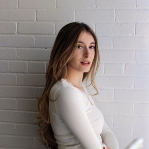 Meet your Posher, Alyssa